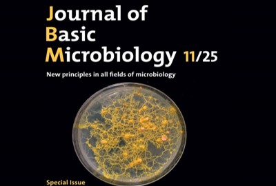 【恭賀本系 周睿鈺老師 酵母菌實驗室研究成果登上期刊封面】