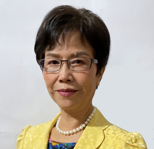 何偉真