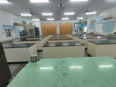 23202實驗教室(格致館生物系2樓)